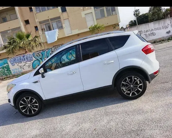 Usata Ford Kuga 136 CV (100 kW) 2009 Bianco SUV