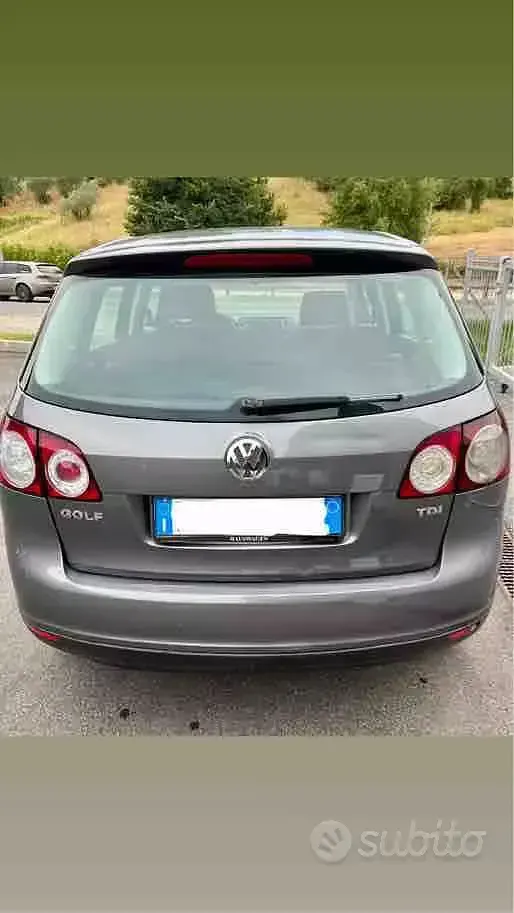 Usata VW Golf IV 105 CV (77 kW) 2006 Berlina
