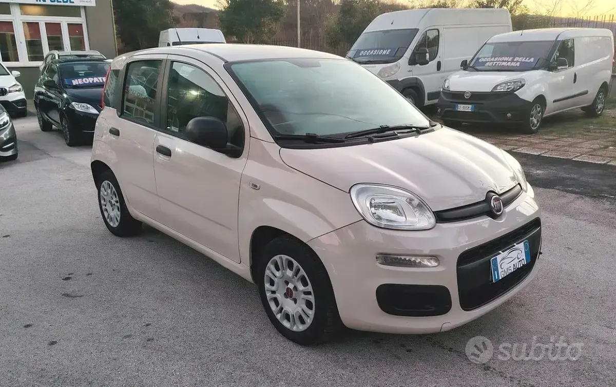 Usata Fiat Panda Lounge 95 CV (69 kW) 2016 Beige Utilitaria