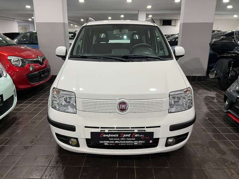 Usata Fiat Panda Emotion 69 CV (50 kW) 2012 Bianco nuvola Utilitaria
