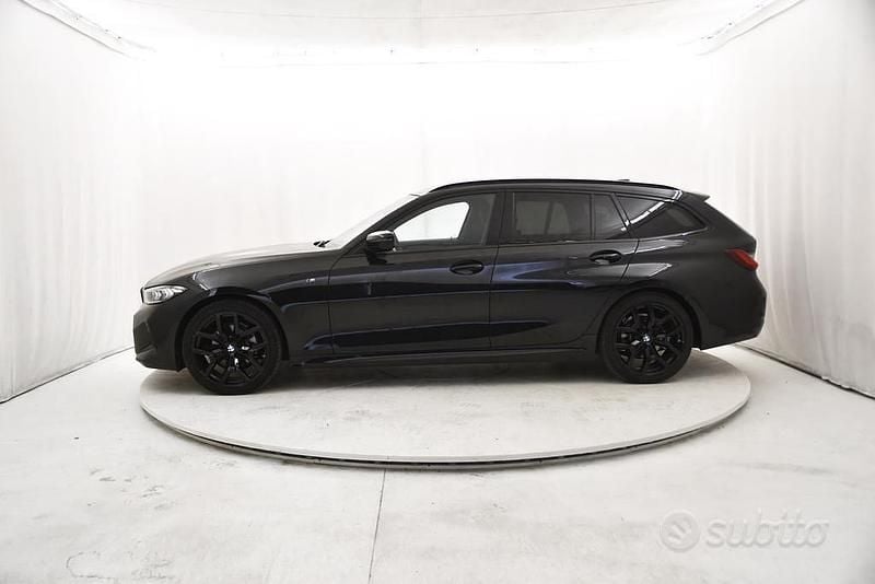 Usata BMW 320e M Sport 190 CV (139 kW) 2025 Nero Station wagon