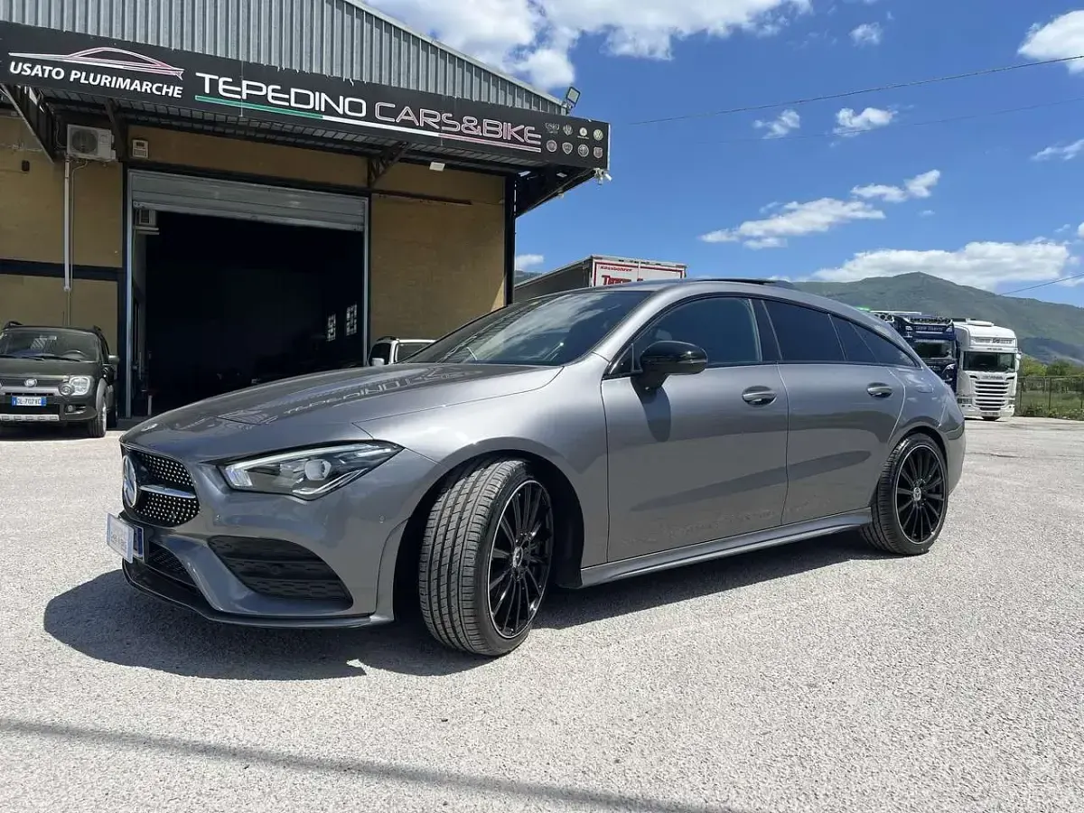 Käytetty Mercedes CLA200 Premium 150 HP (110 kW) 2021 Harmaa Coupe - kaksiovinen
