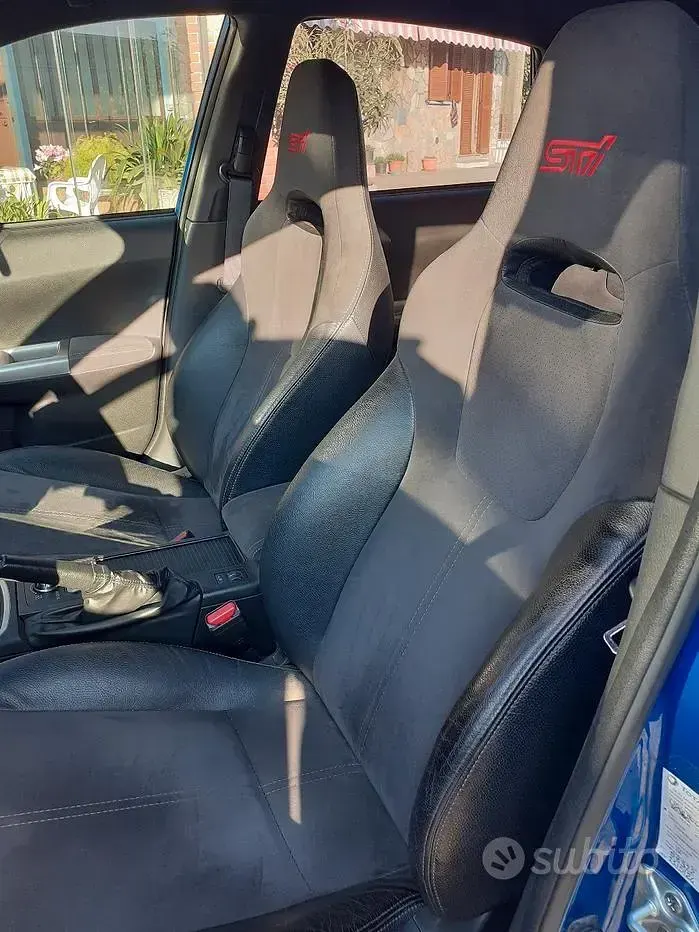 Usata Subaru Impreza 300 CV (220 kW) 2009 Blu Berlina