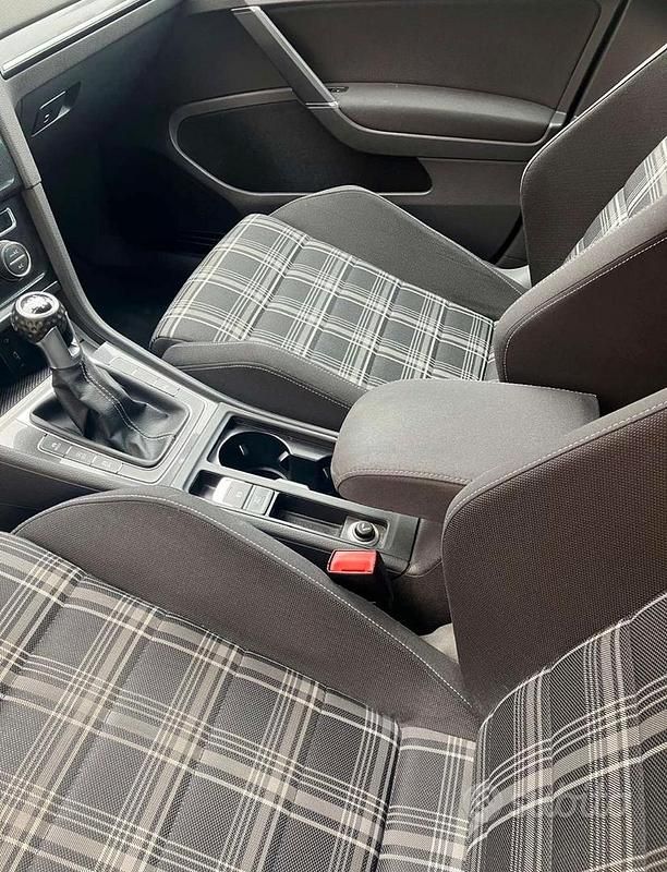 Usata VW Golf VII GTD 2013 Nero Berlina