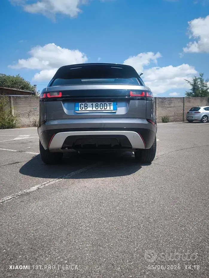 Usata Land Rover Range Rover R-Dynamic 241 CV (177 kW) 2020 Grigio SUV