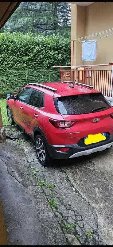 Usata Kia Stonic Urban 120 CV (88 kW) 2017 Rosso SUV