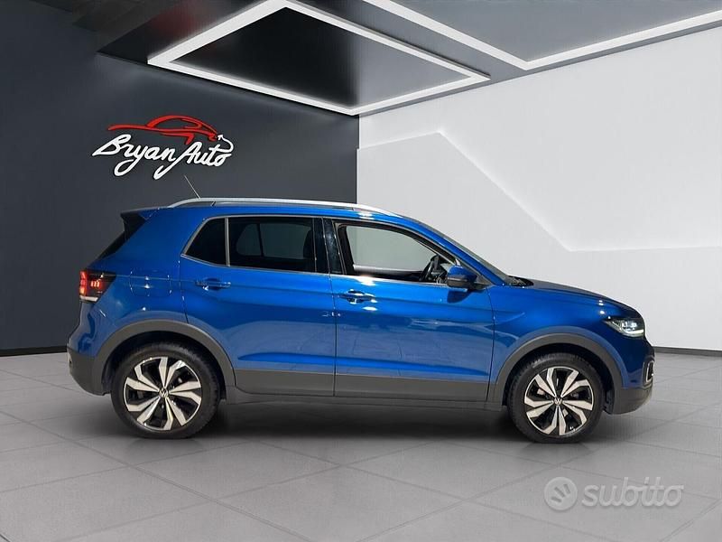 Usata VW T-Cross Advance 110 CV (80 kW) 2022 Blu SUV