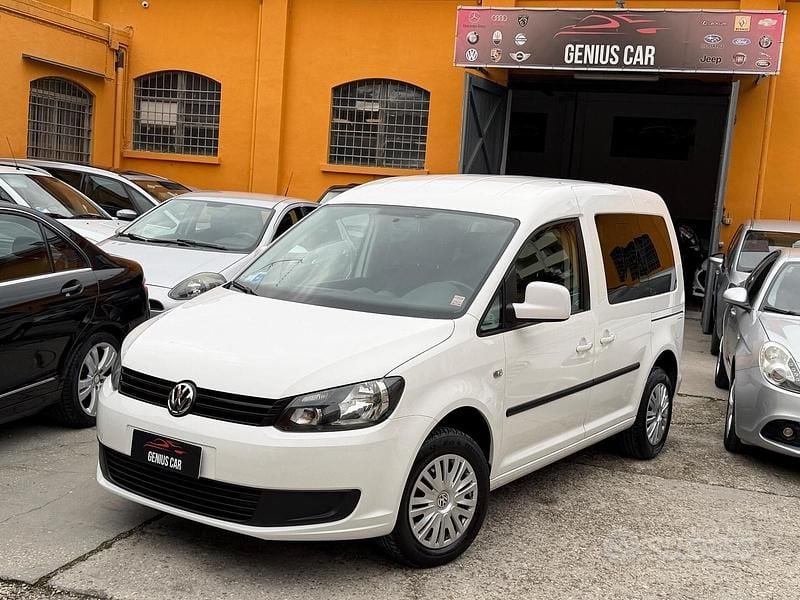 Bianco Usata 2014 VW Caddy Trendline Monovolume | 11.999 € (Molto cara) - Immagine 1/4