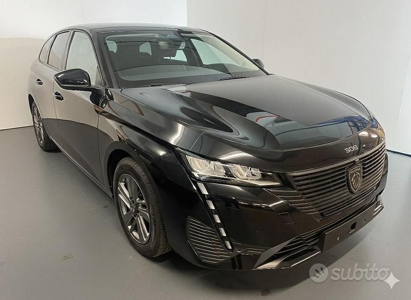 Usata Peugeot 308 SW Active 130 CV (95 kW) 2024 Nero Station wagon