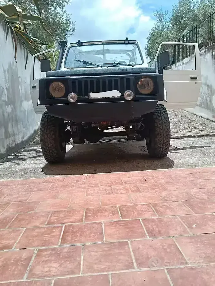 Usata Suzuki Samurai 64 CV (47 kW) 1990 Bianco SUV