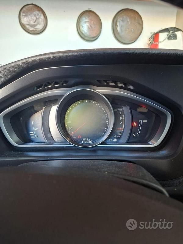 Usata Volvo V40 CC Business Edition 120 CV (88 kW) 2018 Bianco Station wagon