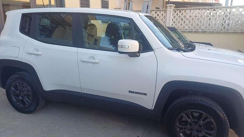 Używany Jeep Renegade Longitude 140 KM (102 kW) 2020 Biały SUV