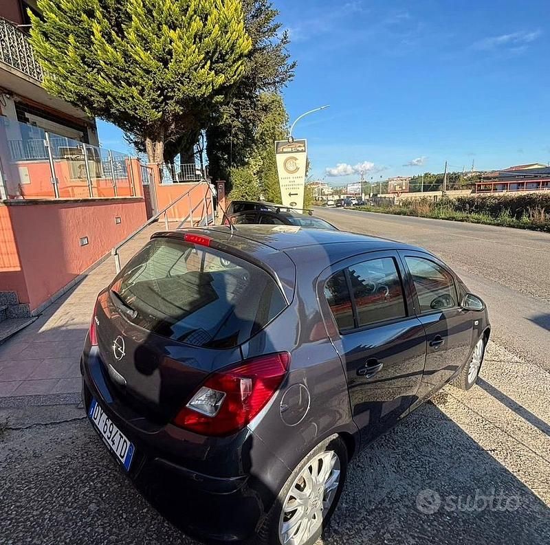 Usata Opel Corsa Enjoy 80 CV (58 kW) 2008 Blu Utilitaria