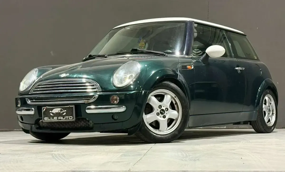 Usata Mini Cooper 116 CV (85 kW) 2003 Verde Utilitaria