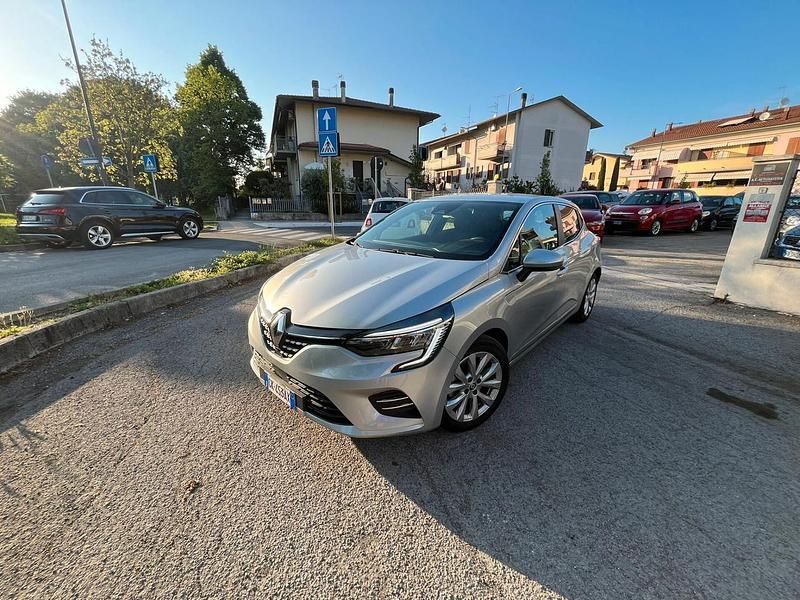 Usata Renault Clio V Intens 91 CV (66 kW) 2022 Grigio Berlina