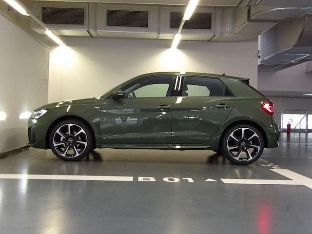 Usata Audi A1 S-Line 116 CV (85 kW) 2024 Verde district metallizzato Utilitaria