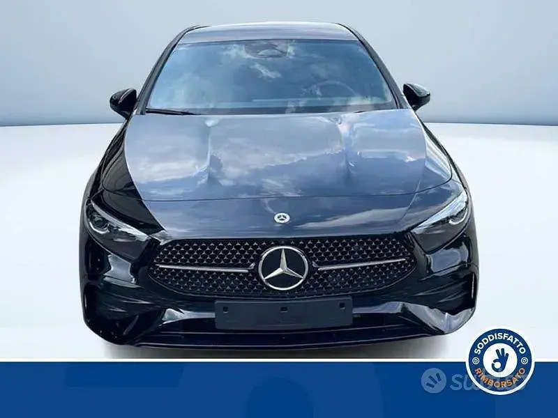 Nuova Mercedes A180 AMG 116 CV (85 kW) 2026 Nero Berlina