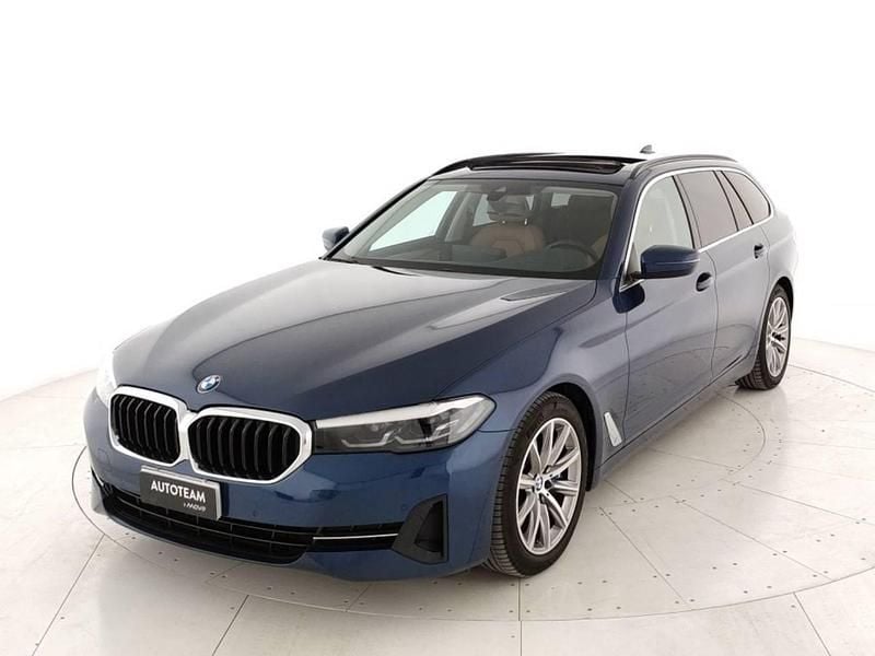 Usata BMW 530 Comfort Edition 249 CV (183 kW) 2022 Blu Station wagon