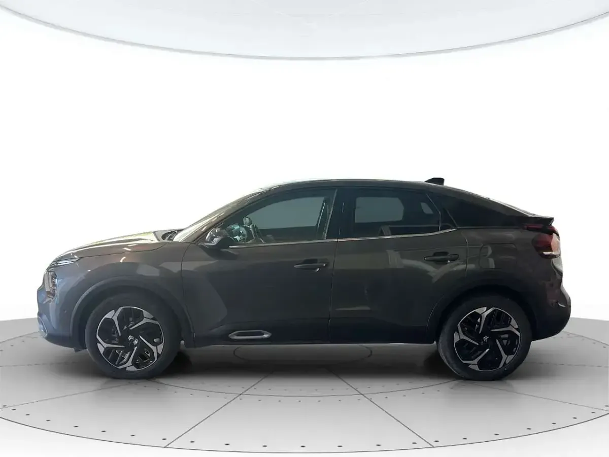 Usata Citroën C4 131 CV (96 kW) 2024 Grigio platinum SUV