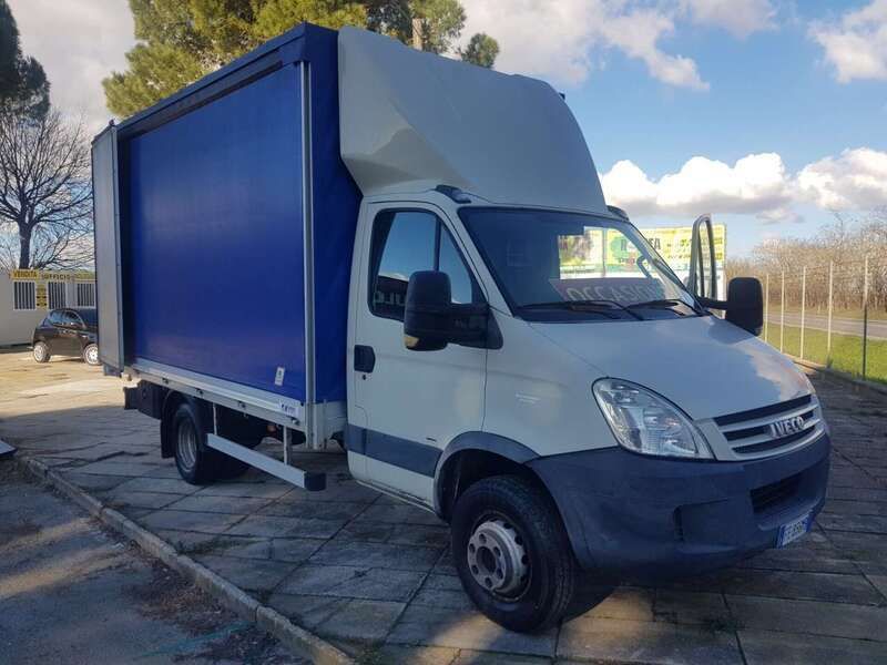 Usata Iveco Daily 145 CV (106 kW) 2007 Grigio Furgone
