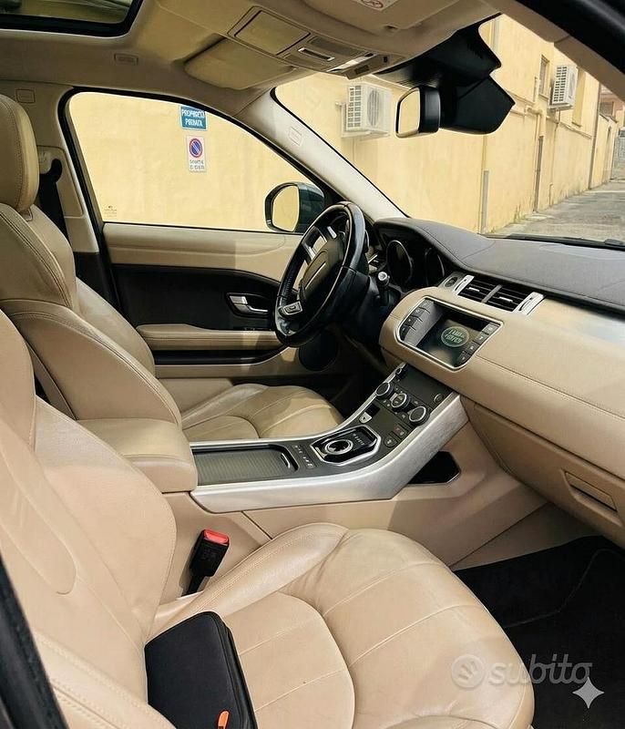 Usata Land Rover Range Rover evoque SE 150 CV (110 kW) 2016 Grigio Station wagon