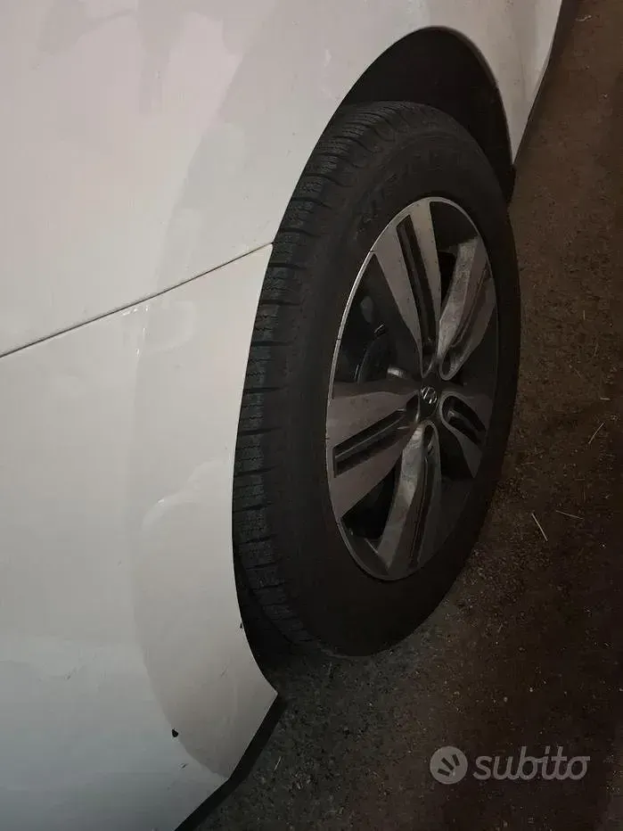 Usata Hyundai ix35 115 CV (84 kW) 2015 Bianco SUV