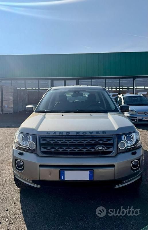 Usata Land Rover Freelander 2 HSE 150 CV (110 kW) 2014 Grigio SUV