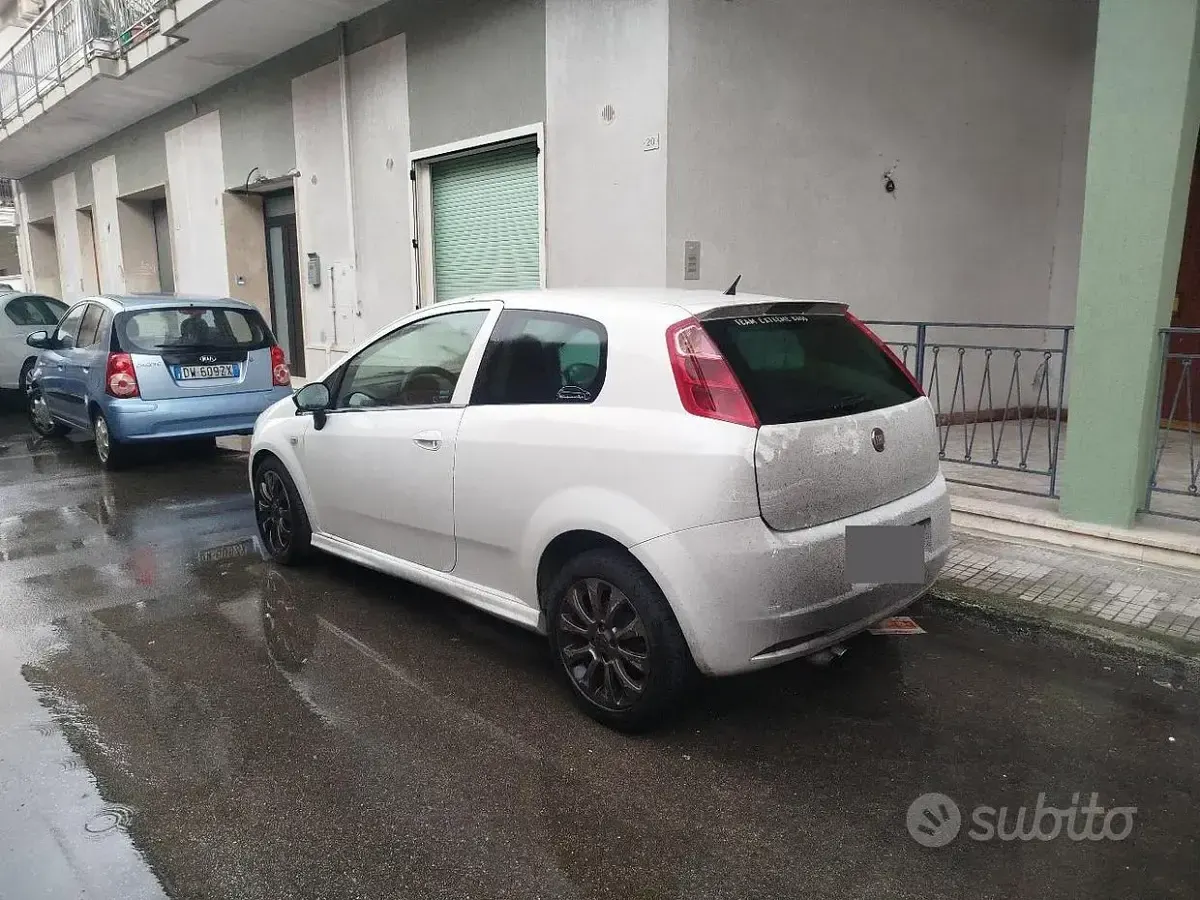 Usata VW Polo Sport 69 CV (50 kW) 2008 Bianco Utilitaria