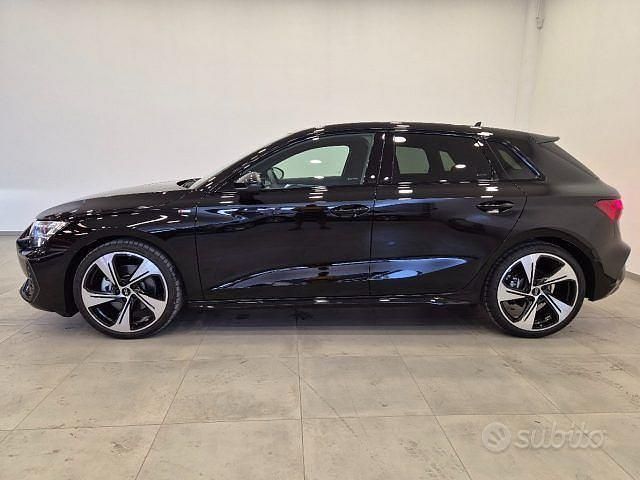 Nuova Audi A3 S-Line 150 CV (110 kW) 2025 Nero Berlina