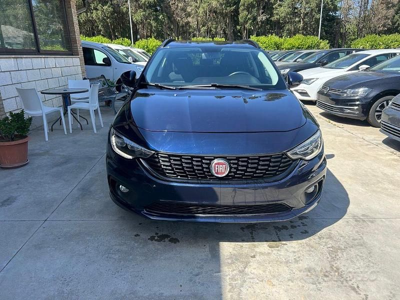 Usata Fiat Tipo S 120 CV (88 kW) 2017 Blu Station wagon