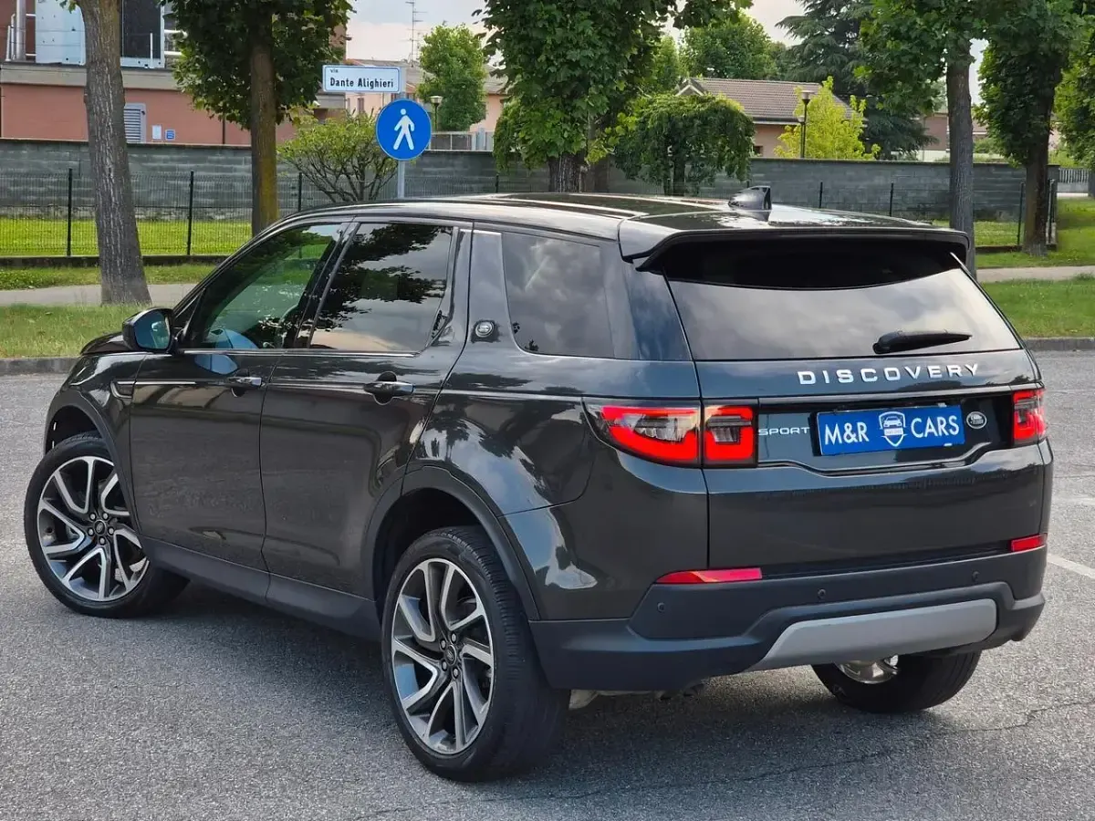 Usata Land Rover Discovery Sport R-Dynamic 203 CV (149 kW) 2022 Grigio SUV