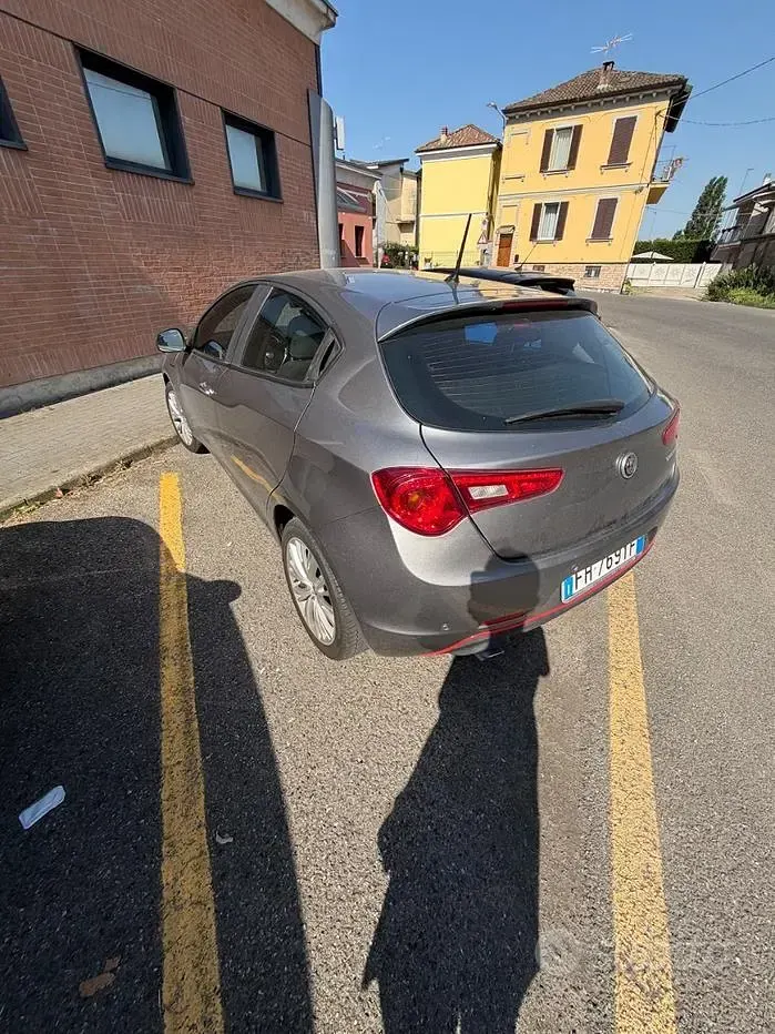 Usata Alfa Romeo Giulietta 120 CV (88 kW) 2017 Utilitaria