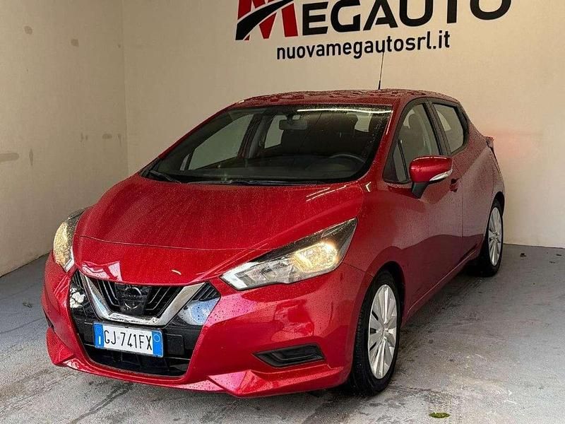 Gebraucht Nissan Micra Acenta 92 PS (67 kW) 2022 Rot Limousine