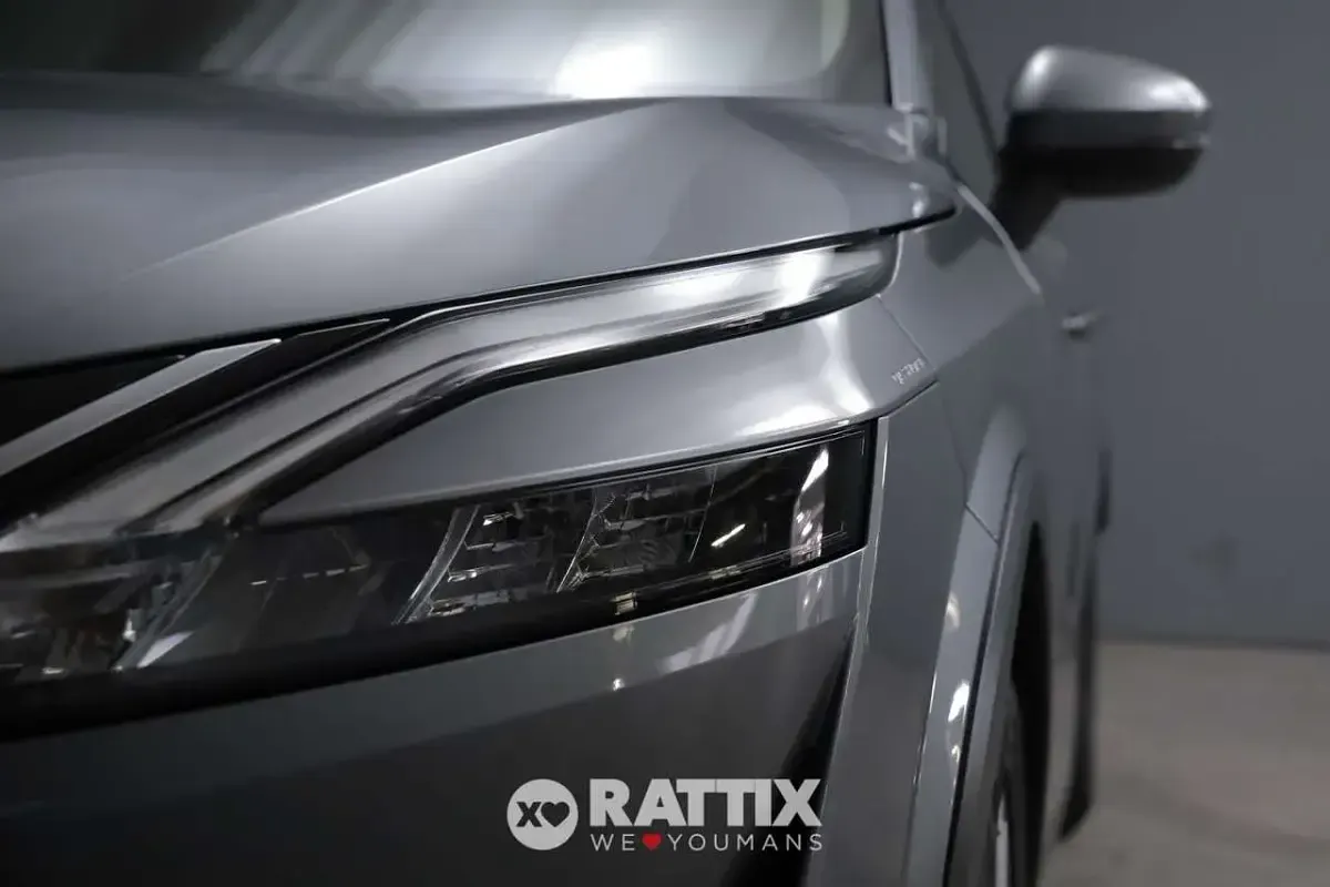 Usado Nissan Qashqai 140 CV (102 kW) 2022 Gris SUV