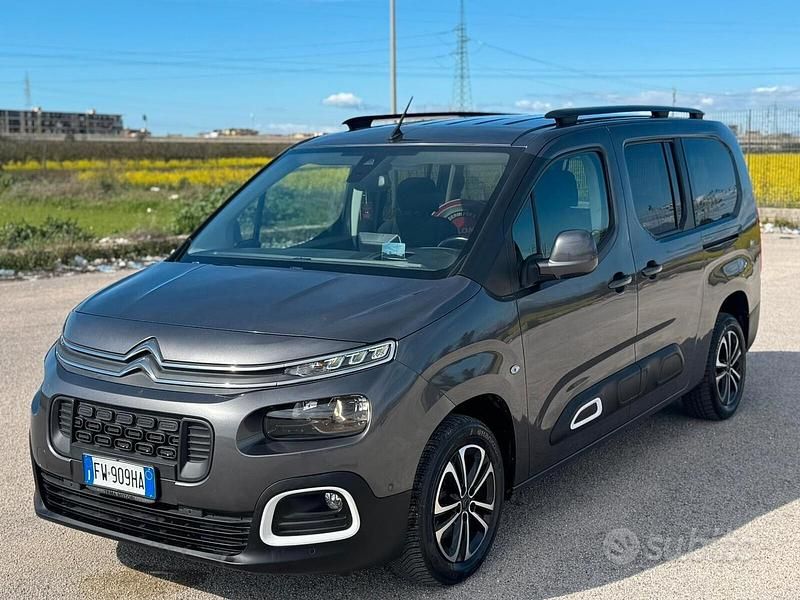 Usata Citroën Berlingo Shine 130 CV (95 kW) 2019 Grigio Monovolume