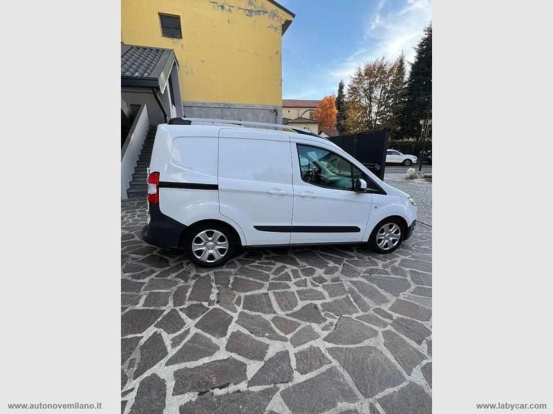 Usata Ford Transit 97 CV (71 kW) 2015 Bianco Furgone