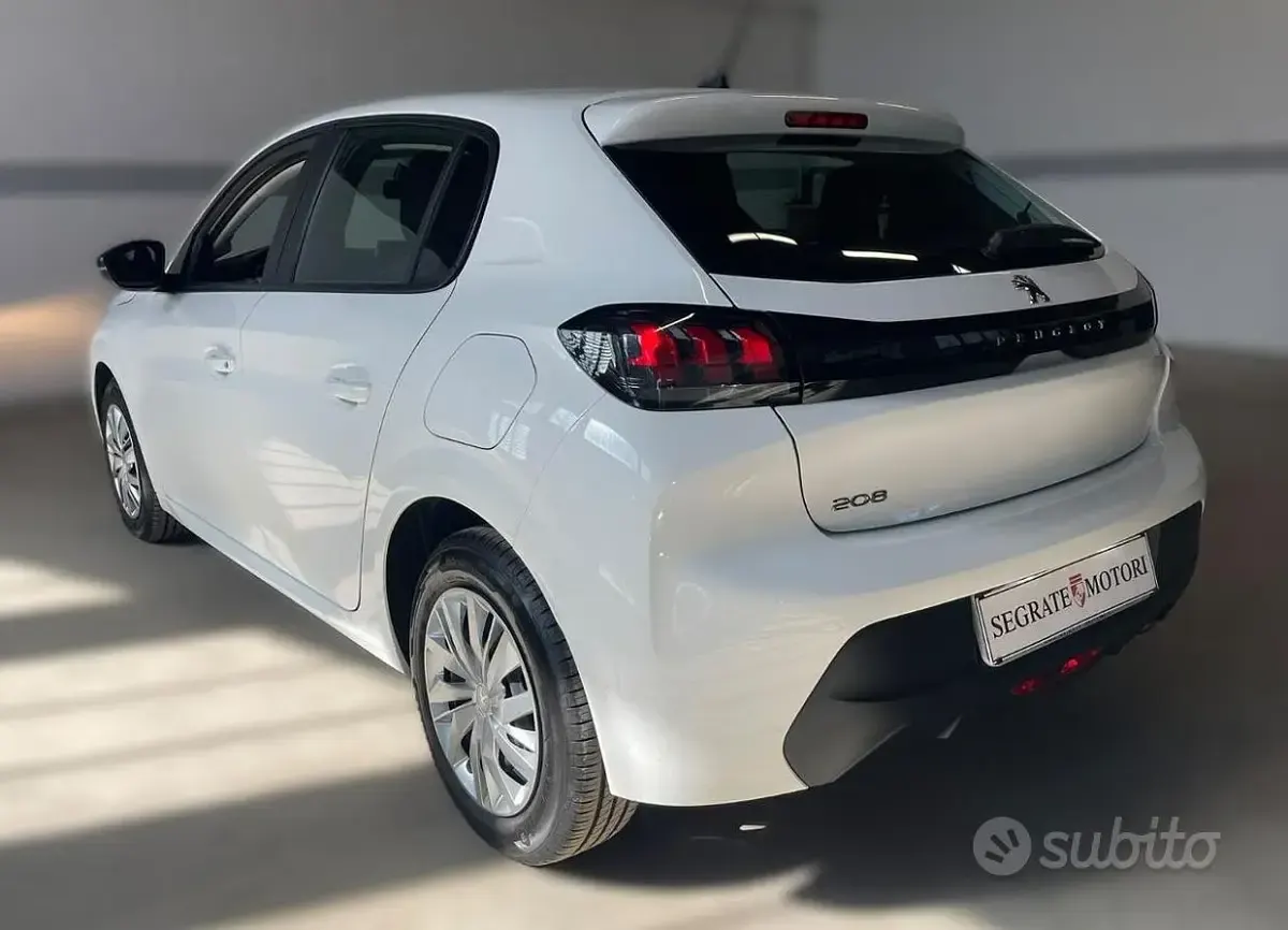 Usata Peugeot 208 Active 75 CV (55 kW) 2022 Bianco Utilitaria