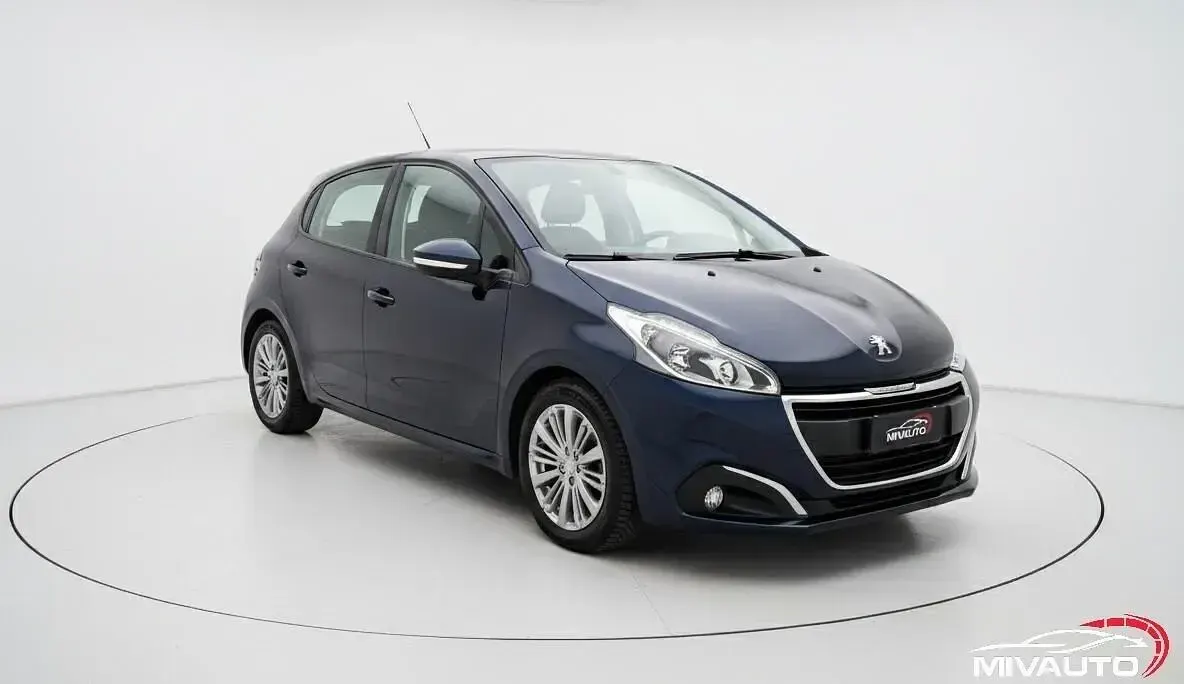 Usata Peugeot 208 102 CV (75 kW) 2019 Blu Utilitaria