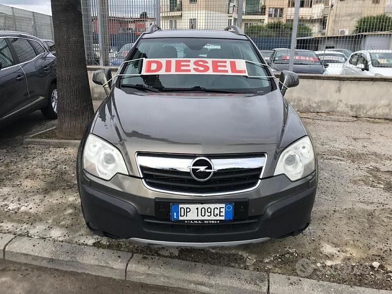 Usata Opel Antara Edition+ 150 CV (110 kW) 2008 Grigio SUV