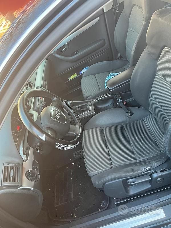 Usata Audi A4 Ambiente 170 CV (125 kW) 2007 Nero Station wagon