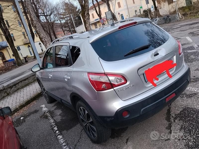 Gebraucht Nissan Qashqai 106 PS (77 kW) 2010 Grau SUV