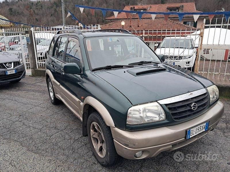 Usata Suzuki Grand Vitara 109 CV (80 kW) 2002 Verde SUV