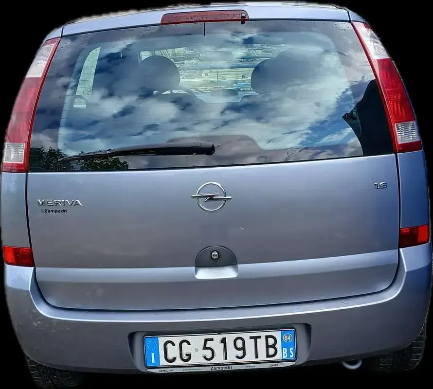 Usata Opel Meriva Enjoy 101 CV (74 kW) 2004 Argento Monovolume