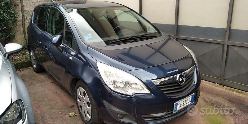 Blu Usata 2011 Opel Meriva Monovolume | 5600 € (Molto cara) - Immagine 1/4