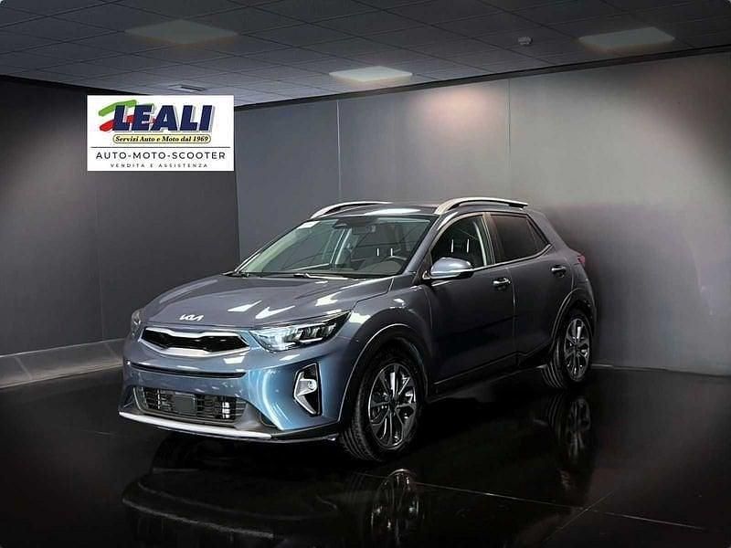 Usata Kia Stonic Style 100 CV (73 kW) 2023 Blu SUV