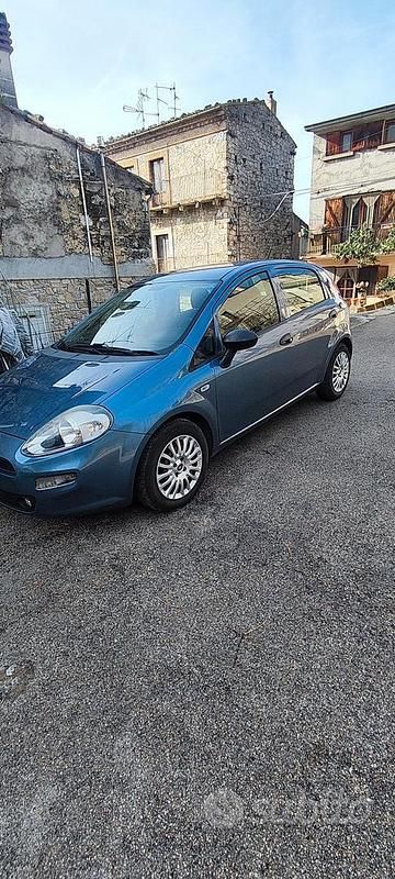 Usata Fiat Grande Punto 95 CV (69 kW) 2017 Blu Utilitaria