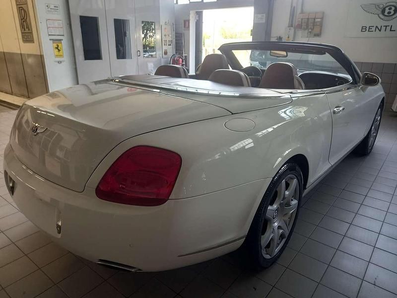 Usata Bentley Continental GT Convertible 560 CV (411 kW) 2008 Bianco Cabrio