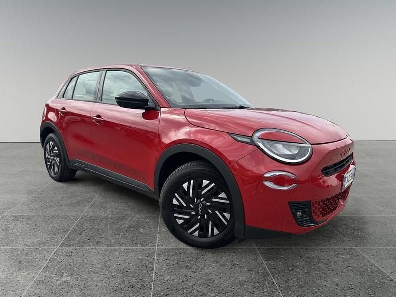 Rosso Usata 2023 Fiat 600E Red SUV | 19.800 € (Ottimo prezzo) - Immagine 1/2