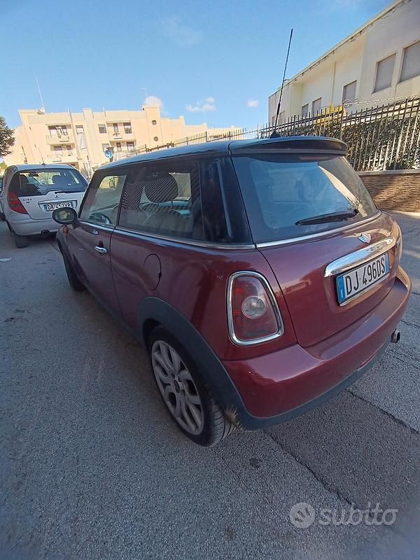 Usado Mini Cooper 2007 Rojo Utilitario