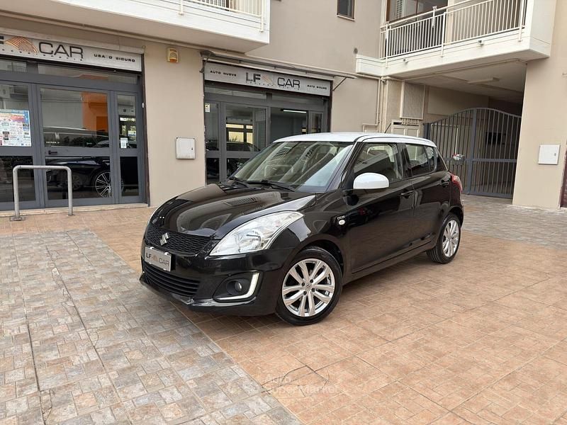 Nero Usata 2015 Suzuki Swift Cool Due volumi | 7800 € (Cara) - Immagine 1/4
